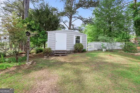 Exterior - 124 Melrose Dr, Lagrange, GA 30241 photo 7 of 9