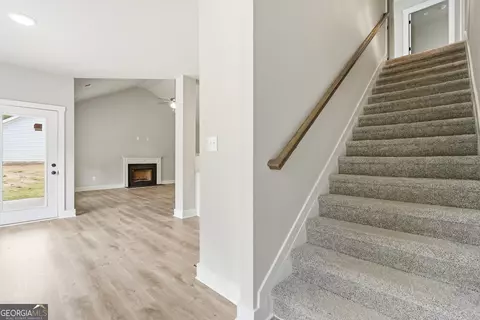 Entry Way - 206 Railroad St, Gray, GA 31032 photo 9 of 9