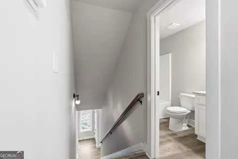 Entry Way - 206 Railroad St, Gray, GA 31032 photo 8 of 9
