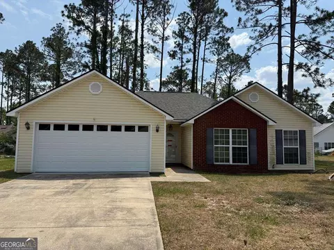 14 Pine Breeze Ct, Lakeland, GA 31635