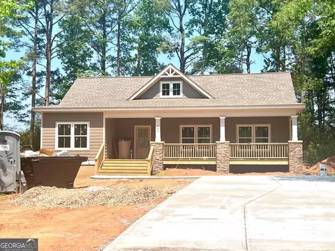 Exterior - 364 Live Oak Ln, Comer, GA 30629 photo 6 of 7