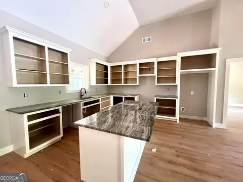 Kitchen - 364 Live Oak Ln, Comer, GA 30629 photo 1 of 1