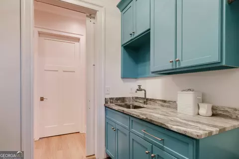 Entry Way - 1820 Clover Ln, Bishop, GA 30621 photo 2 of 7