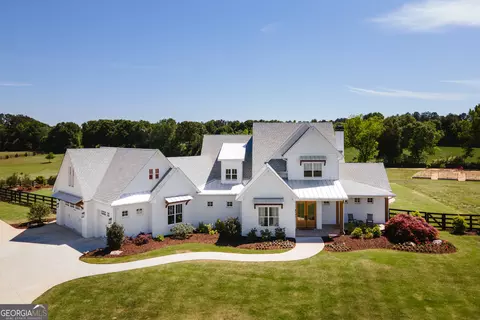 Exterior - 1820 Clover Ln, Bishop, GA 30621 photo 1 of 19