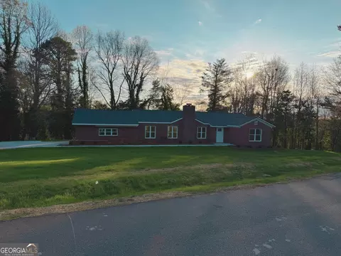 319 Sunrise Cir, Cornelia, GA 30531