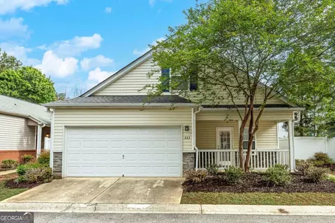 533 W Oaks Dr, Woodstock, GA 30188