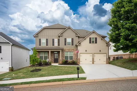 1221 Hawthorne Cir, Madison, GA 30650