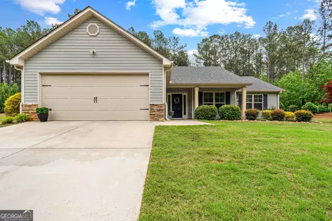 29 Concord Ct, Senoia, GA 30276