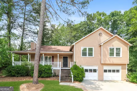 21 Willow Bend Dr, Hiram, GA 30141