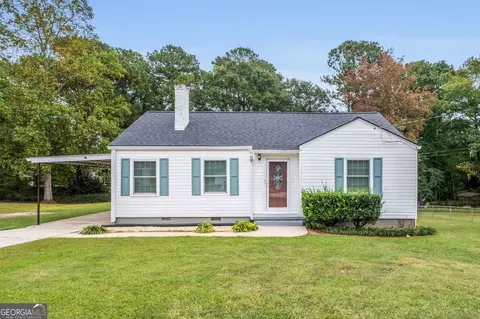 111 Poplar St, Fairburn, GA 30213