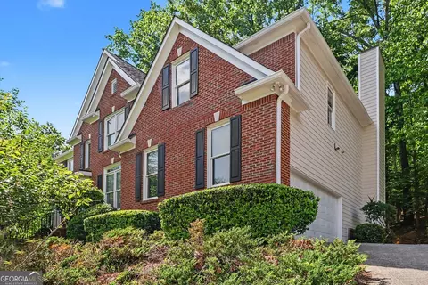 3914 Noblin Creek Dr, Duluth, GA 30097
