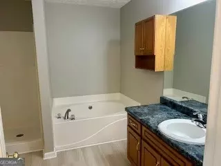 Entry Way - 234 Jamie Ct, Winder, GA 30680 photo 5 of 7