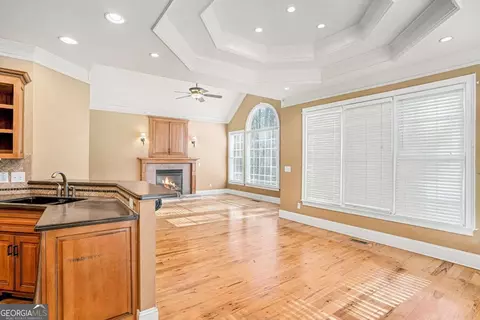 Living - 390 Glengarry Chase, Covington, GA 30014 photo 2 of 3