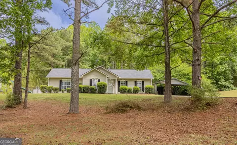 Exterior - 61 Nantucket Dr, Lagrange, GA 30241 photo 3 of 8