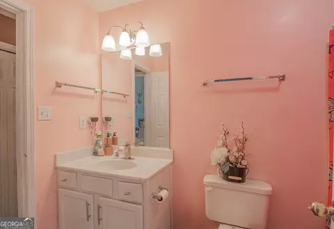 Bath - 61 Nantucket Dr, Lagrange, GA 30241 photo 4 of 4