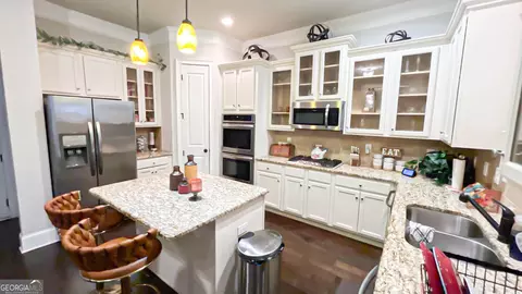 Kitchen - 10 Tarrington Ln, Covington, GA 30016 photo 4 of 4
