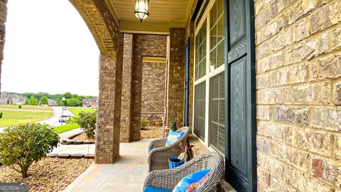 Exterior - 10 Tarrington Ln, Covington, GA 30016 photo 3 of 10