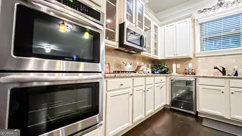 Kitchen - 10 Tarrington Ln, Covington, GA 30016 photo 2 of 4