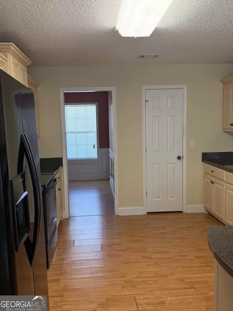 Entry Way - 105 Nealys Way, Haddock, GA 31033 photo 1 of 3