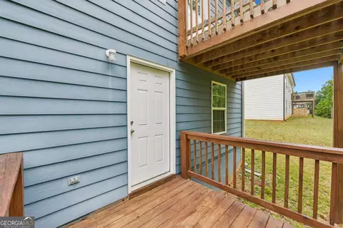 Exterior - 382 Arlington Ln, Commerce, GA 30529 photo 6 of 8