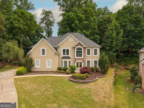 380 Tall Timbers Dr, Roswell, GA 30076