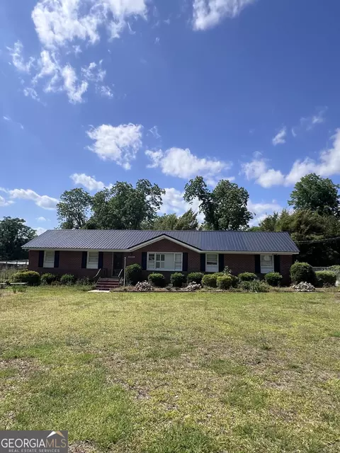 2205 Stonewall St, Dublin, GA 31021