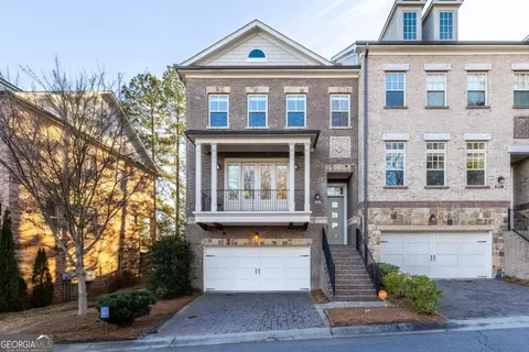 823 Canterbury Overlook, Atlanta, GA 30324