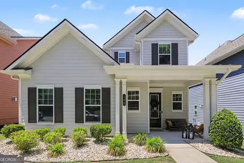 145 Concord Ct, Fayetteville, GA 30214