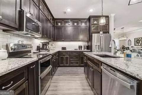 Kitchen - 77 Hampton Farms Trl, Jasper, GA 30143 photo 1 of 4