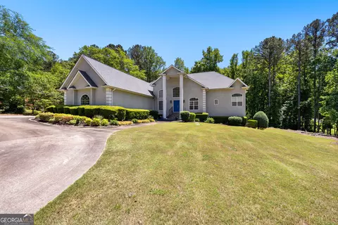 Exterior - 915 Magnolia Way, Hampton, GA 30228 photo 3 of 9