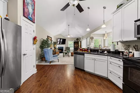 Kitchen - 915 Magnolia Way, Hampton, GA 30228 photo 1 of 2