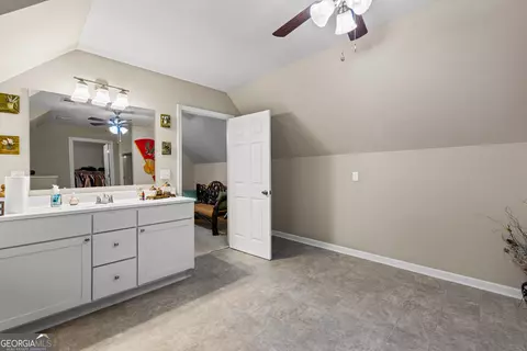 Bath - 915 Magnolia Way, Hampton, GA 30228 photo 5 of 6