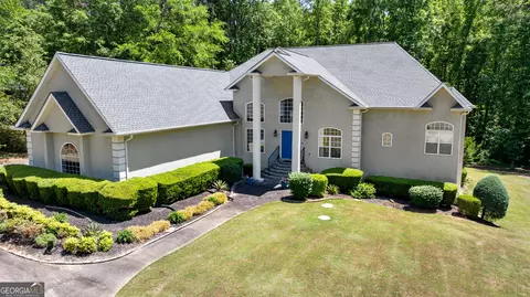 Exterior - 915 Magnolia Way, Hampton, GA 30228 photo 2 of 9