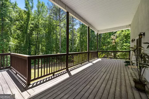 Exterior - 915 Magnolia Way, Hampton, GA 30228 photo 7 of 9