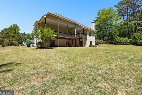 Exterior - 915 Magnolia Way, Hampton, GA 30228 photo 4 of 9
