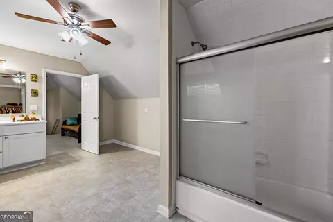 Bath - 915 Magnolia Way, Hampton, GA 30228 photo 6 of 6