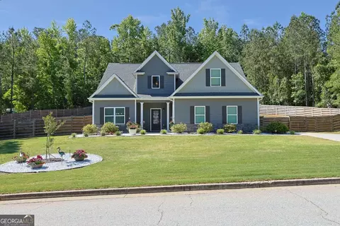 20 Hawthorn Ln, Covington, GA 30014