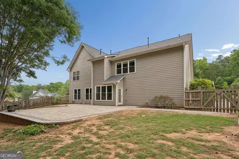 Exterior - 3899 Lake Ruby Ln, Suwanee, GA 30024 photo 5 of 7