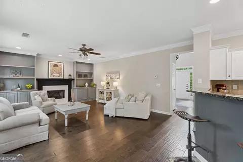 Living - 3899 Lake Ruby Ln, Suwanee, GA 30024 photo 1 of 3
