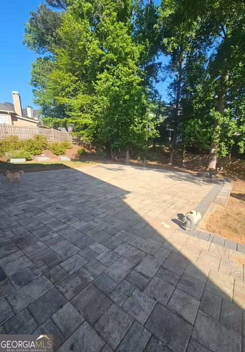 Exterior - 3899 Lake Ruby Ln, Suwanee, GA 30024 photo 2 of 7