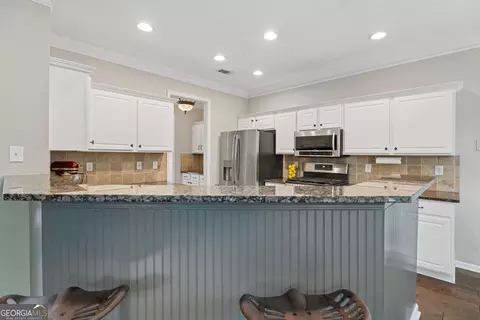 Kitchen - 3899 Lake Ruby Ln, Suwanee, GA 30024 photo 1 of 2