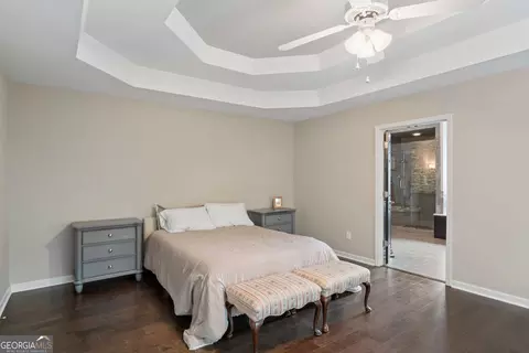 Bedroom - 3899 Lake Ruby Ln, Suwanee, GA 30024 photo 2 of 5
