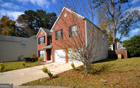 Exterior - 6397 E Meyer Dr, Morrow, GA 30260 photo 4 of 6