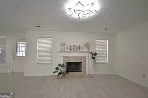 Living - 6397 E Meyer Dr, Morrow, GA 30260 photo 1 of 3
