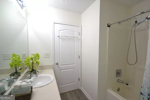 Bath - 6397 E Meyer Dr, Morrow, GA 30260 photo 11 of 12