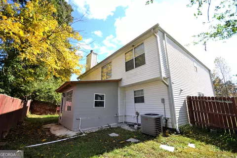 Exterior - 6397 E Meyer Dr, Morrow, GA 30260 photo 5 of 6