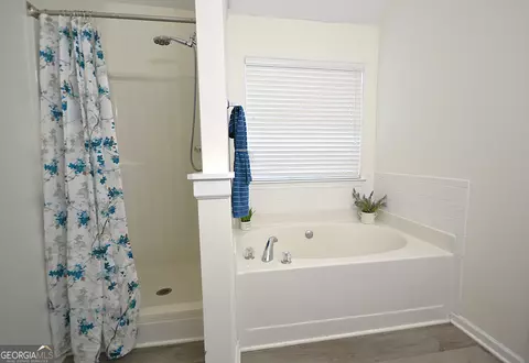 Bath - 6397 E Meyer Dr, Morrow, GA 30260 photo 8 of 12