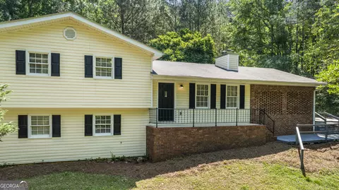 Exterior - 134 N Lake Dr, Lagrange, GA 30240 photo 5 of 6