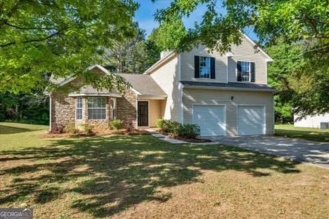 417 Grove Park Dr, Locust Grove, GA 30248