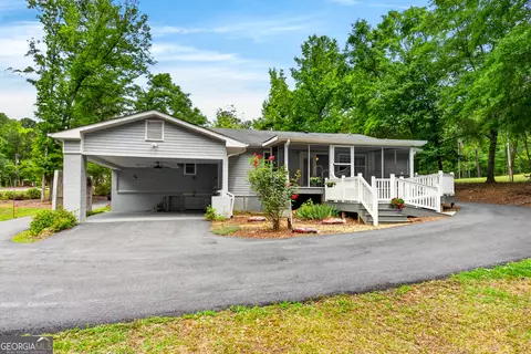 Exterior - 608 Waterview Dr, Lagrange, GA 30240 photo 16 of 18